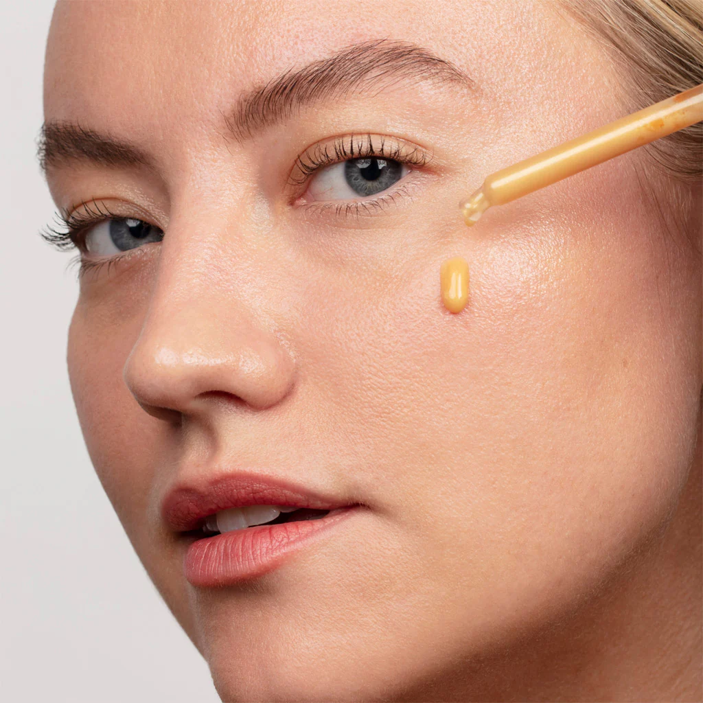 Antipodes Glow Vitamin C Brightening Serum - Image 3
