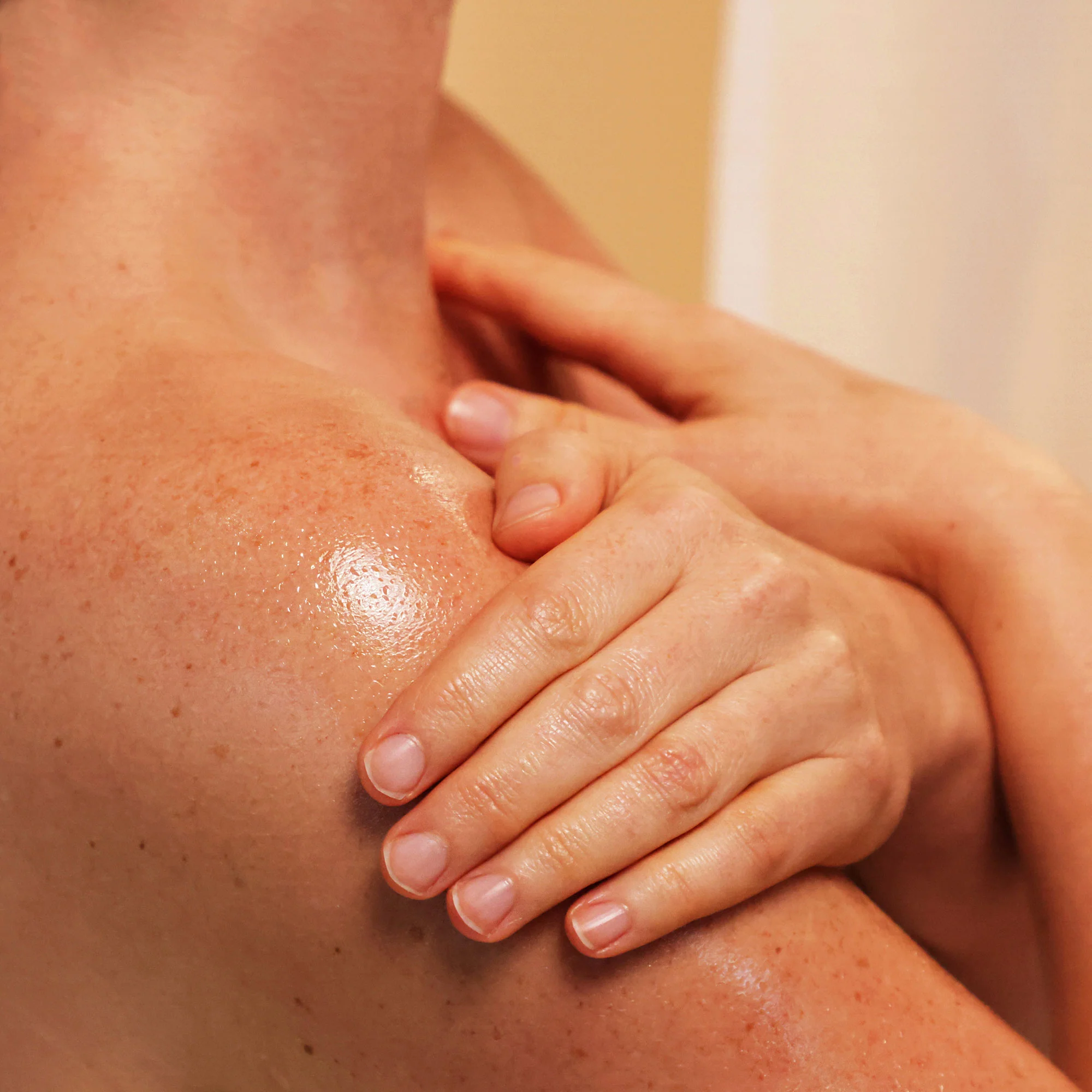 Evolve Timeless Renewal Bio-Retinol Body Oil - Image 3