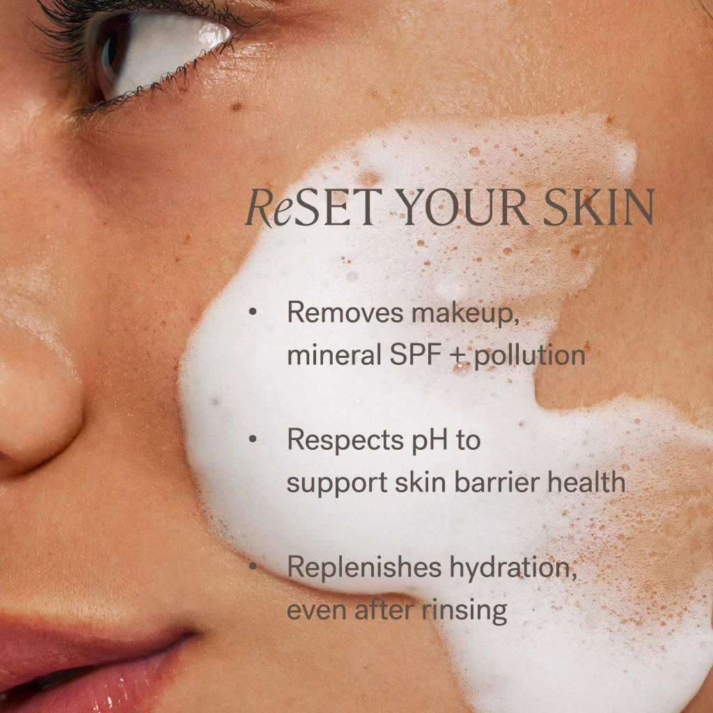 Ilia The Cleanse - Soft Foaming Cleanser + Makeup Remover - Image 5
