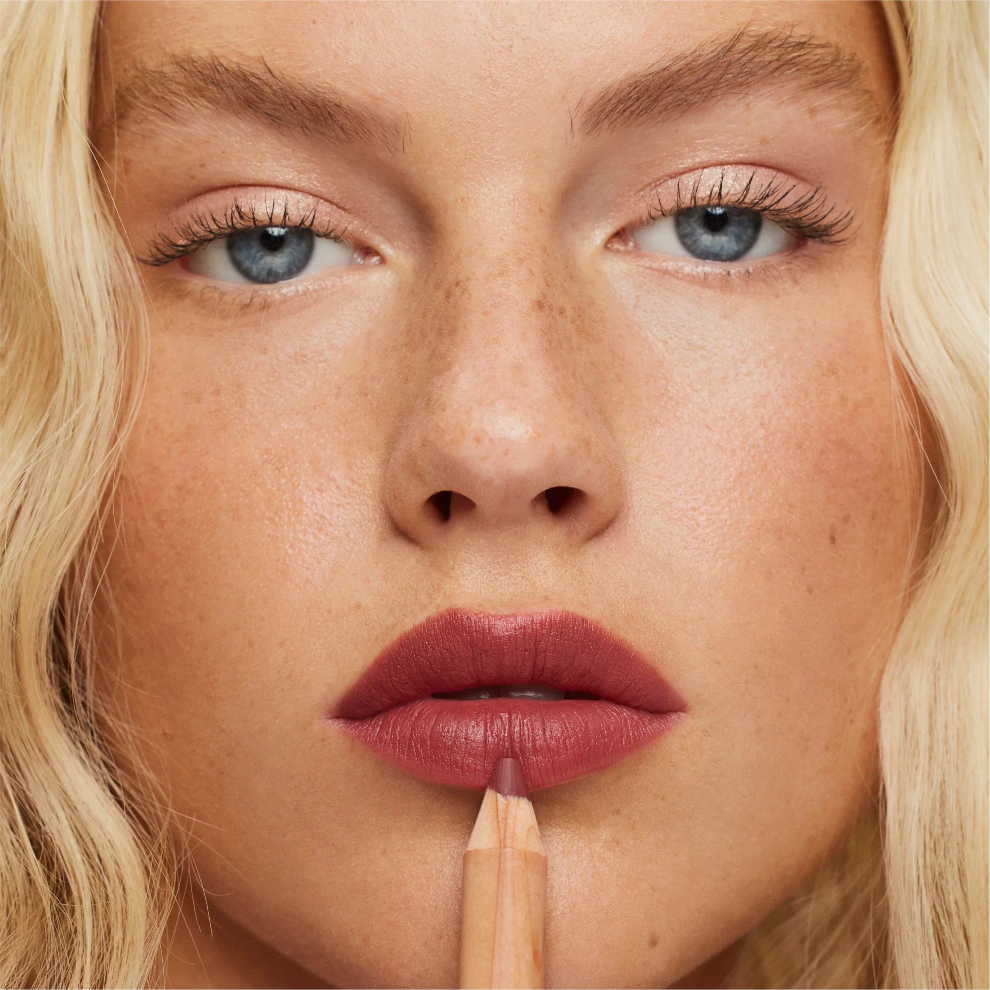 Ilia Sketch Hydrating Lip Crayon - Image 56