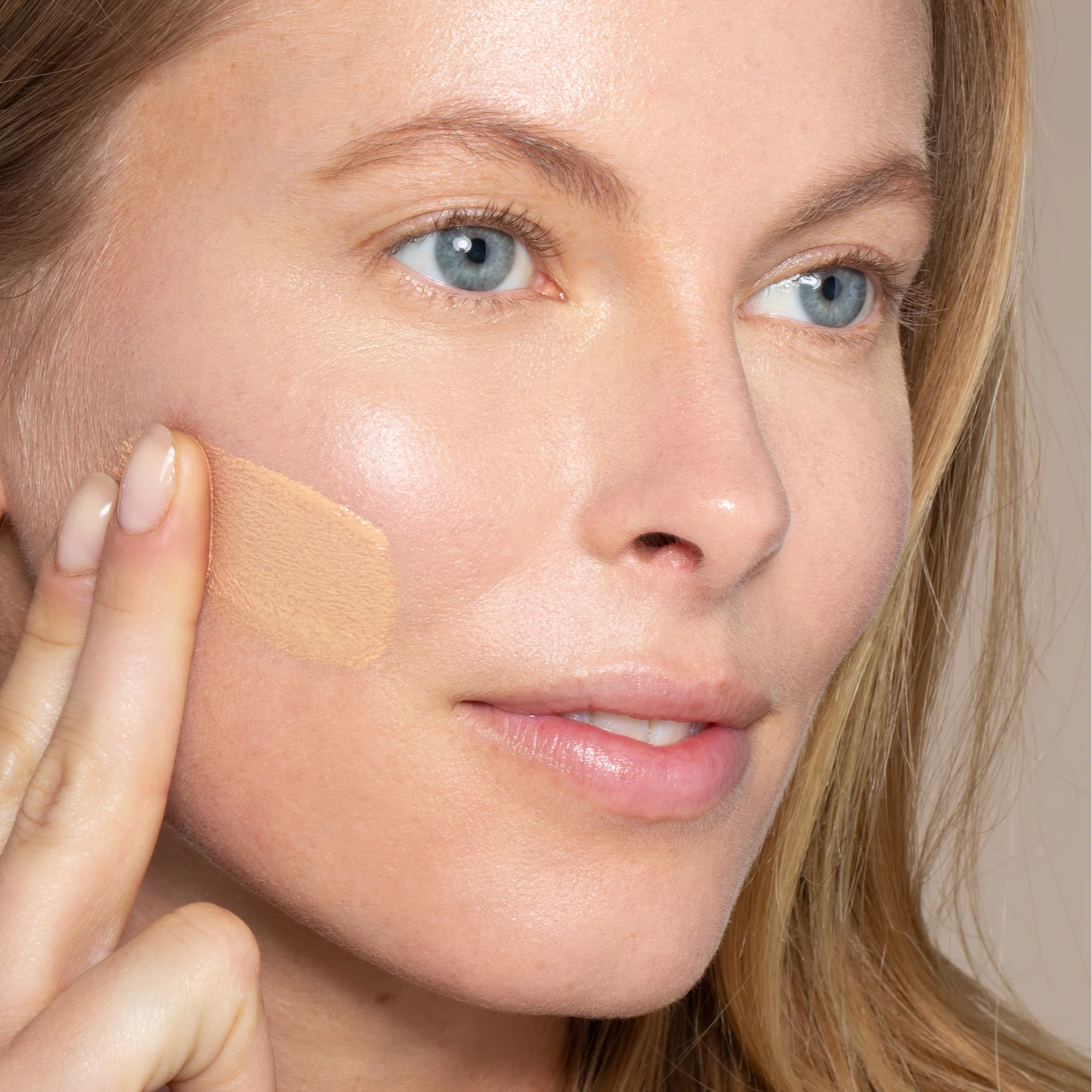 Ilia True Skin Serum Foundation - Image 30