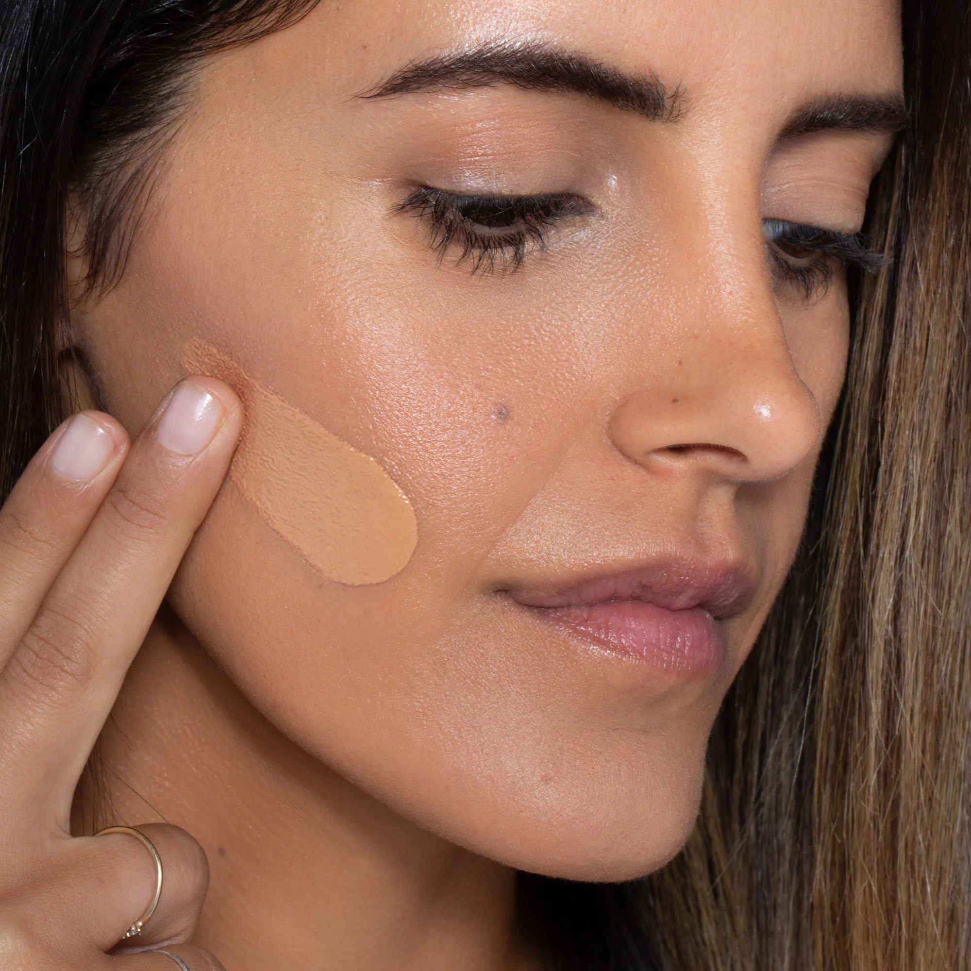 Ilia True Skin Serum Foundation - Image 48