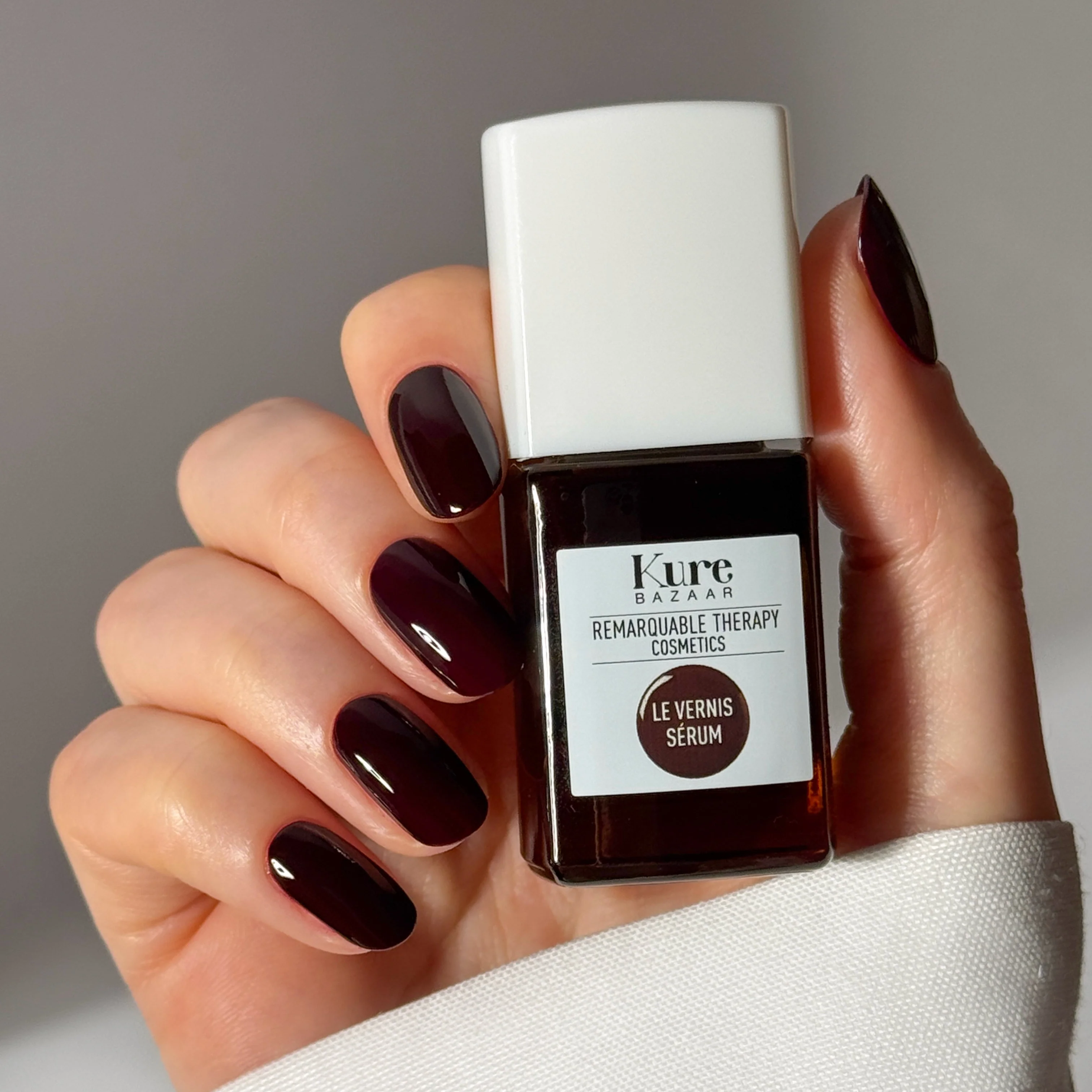 Kure Bazaar Colour Repairing Serum Nail Polish Le Rouge 03 - Image 3