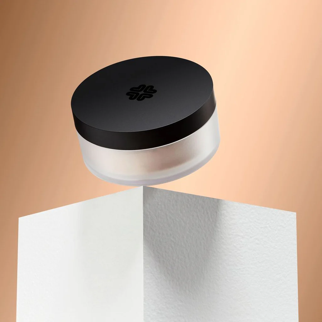 Lily Lolo Flawless Matte Powder - Image 3