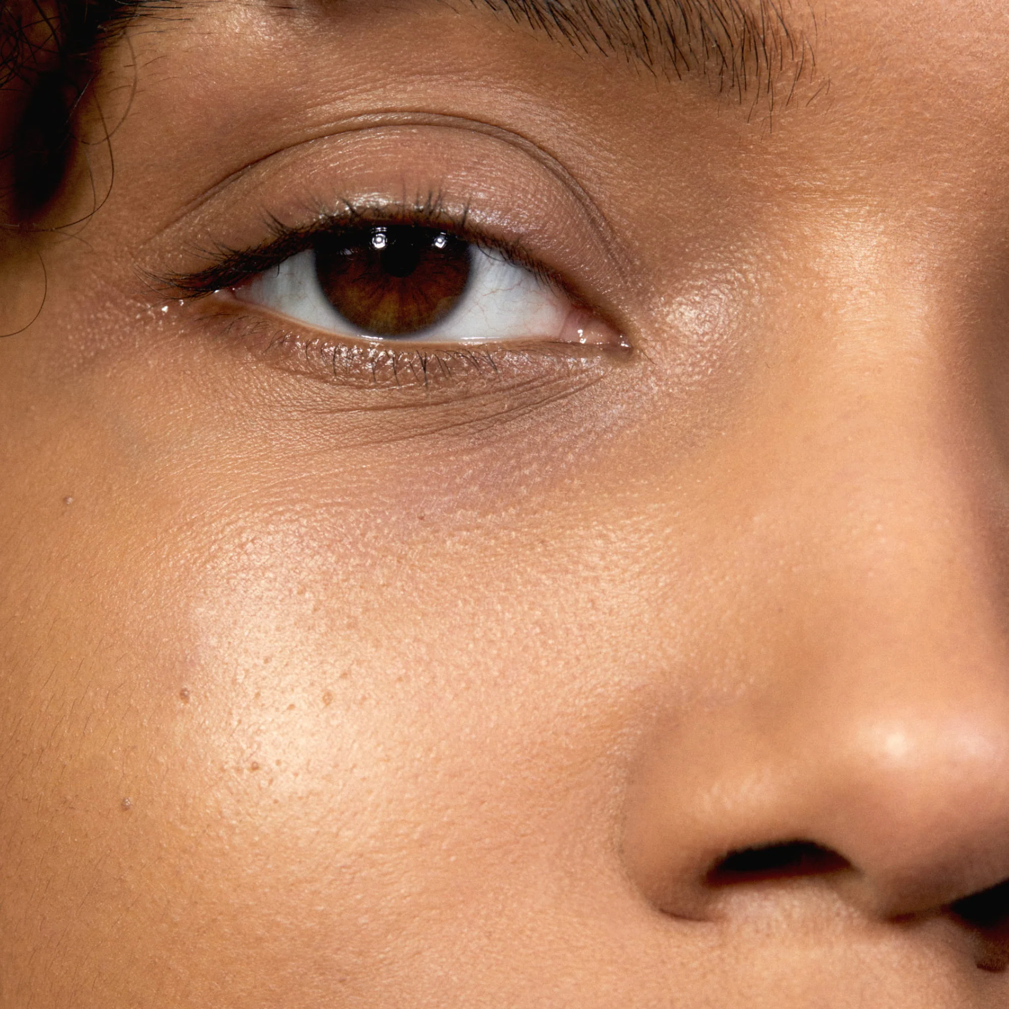 Madara Luminous Perfecting Concealer - Image 24