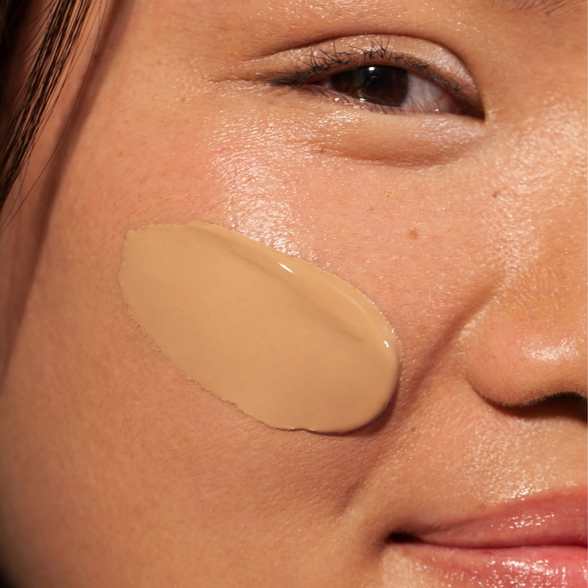 Madara Skinonyn Semi-Matte Peptide Foundation - Image 24