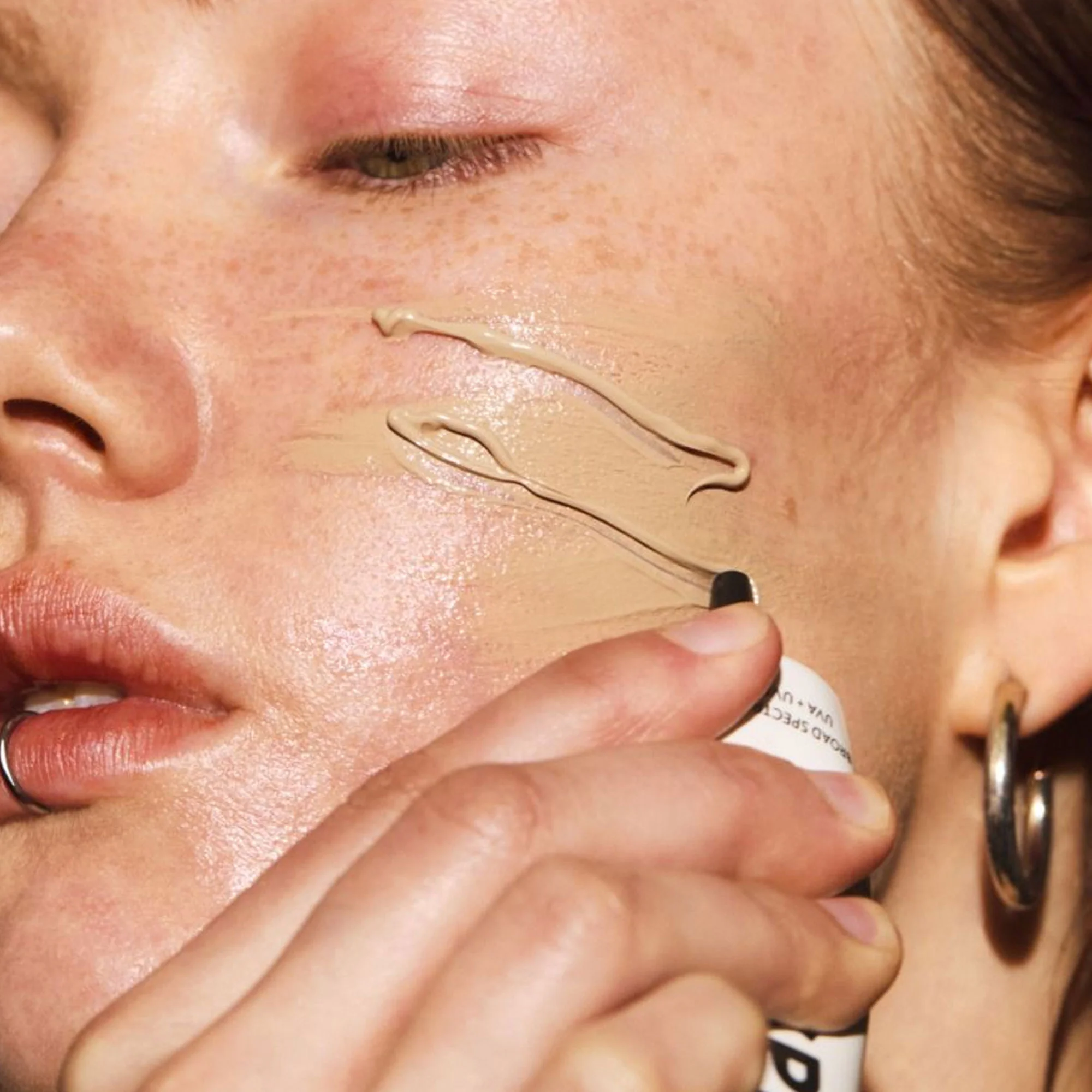 Madara Plant Stem Cell Sunscreen For Face SPF30 - Image 3
