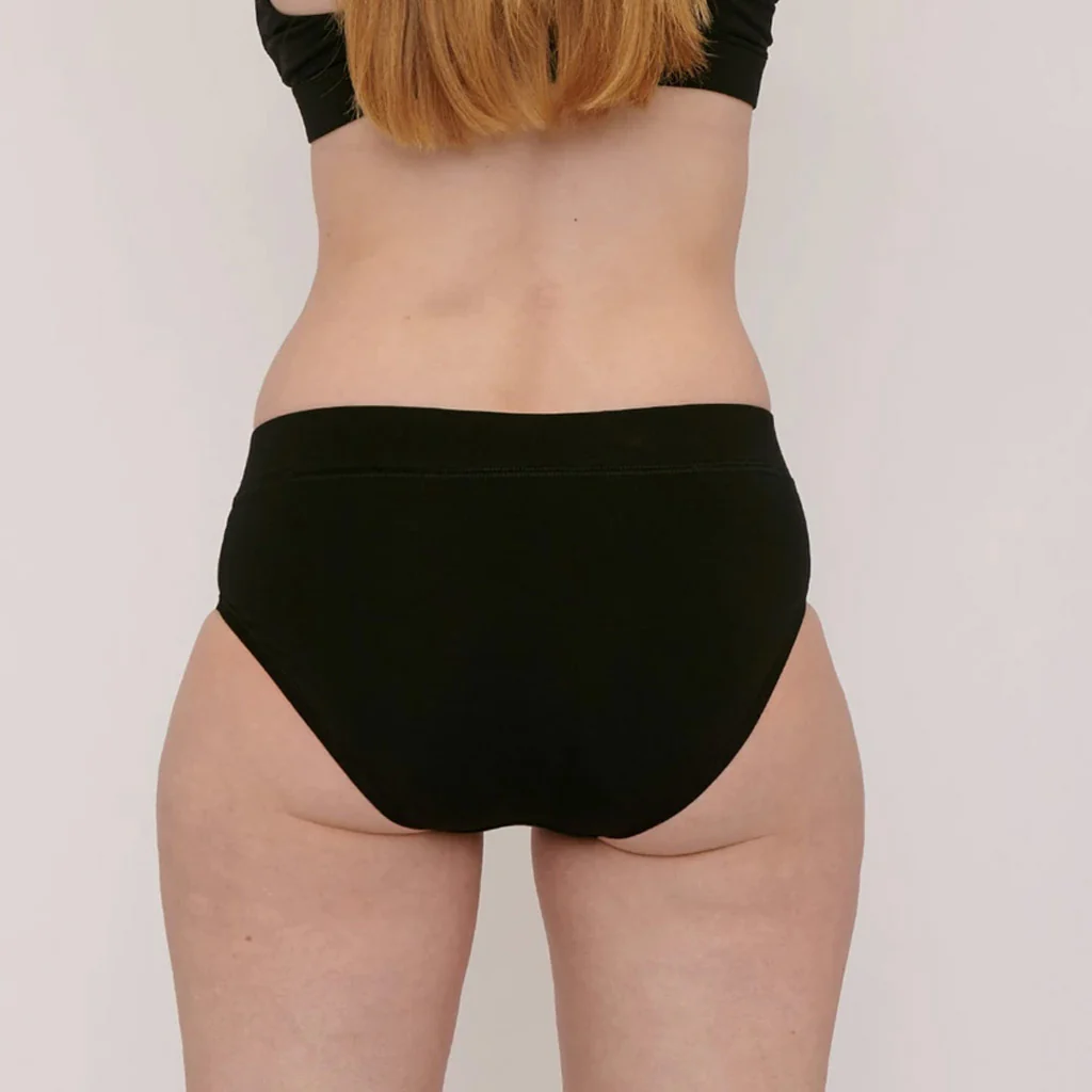 Organic Basics Organic Cotton Bikini Briefs 2-Pack - Black - Image 2